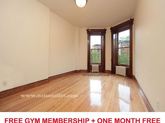 2nd image of 832 Union St #4