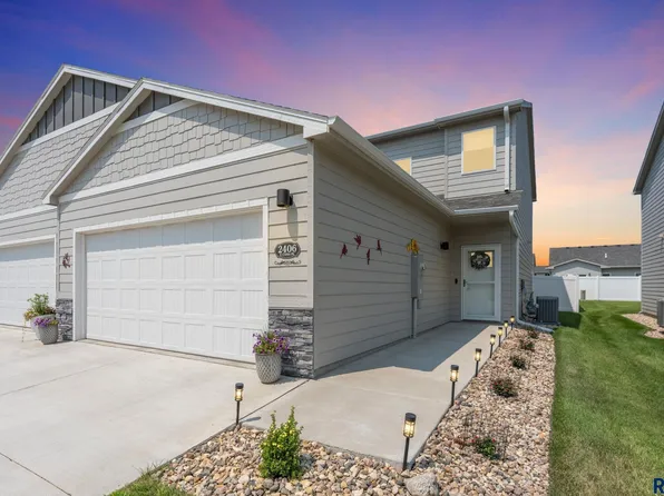 2406 E Cama Pl, Sioux Falls, SD 57108