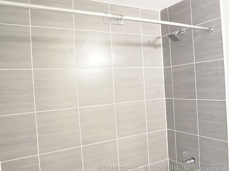 9085 Jane St #1711 — Photo 22