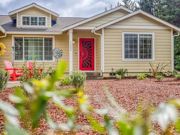 11995 NW Thompson St, Seal Rock, OR 97376