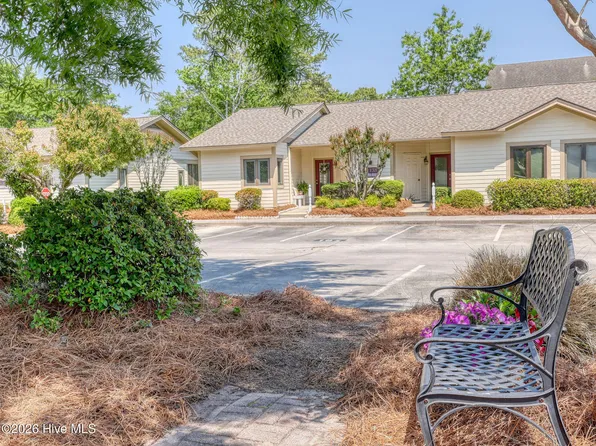 135 Longstreet Drive Apt 101, Wilmington, NC 28412