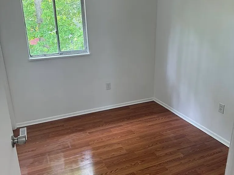 920 Bellows Ave — Photo 8