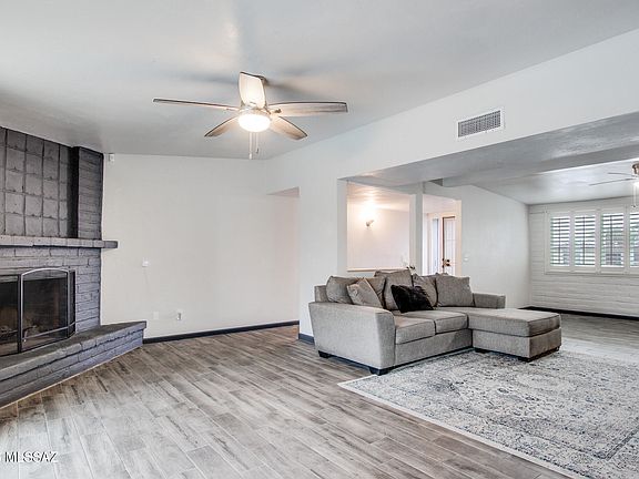 5th image of 7542 E 38th St