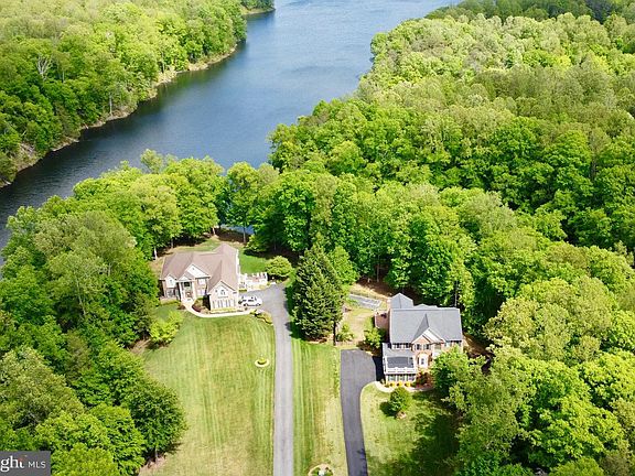 3rd image of 254 Kimberwick Ln