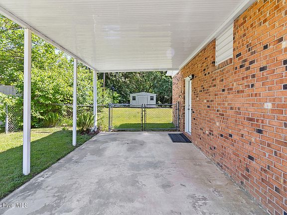 5th image of 7517 Bridgeman Drive