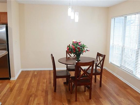 3rd image of 309 Mill Pond Ct SE