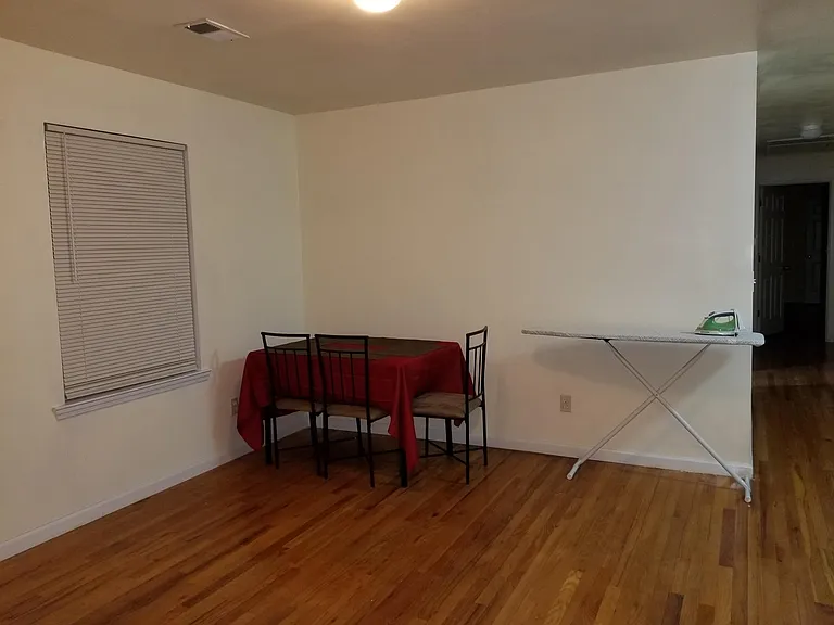 318 Magnolia Ave #2 — Photo 5