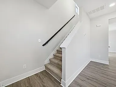 309 Webb St — Photo 9