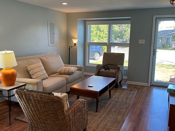 3rd image of 115 Beach Plum Pl #B
