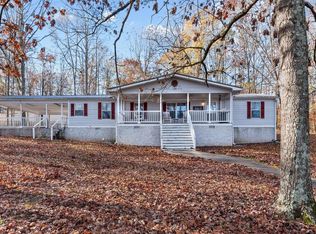 568 River Lake Dr, Eatonton, GA 31024