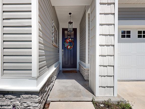 3rd image of 4208 CARIBBEAN PINE Court