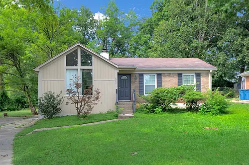 10205 Seatonville Rd Photo 1