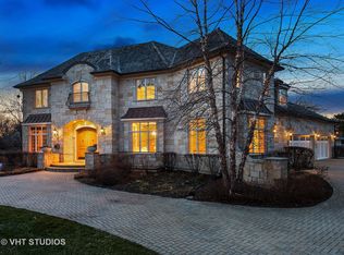 19 Meadowview Dr, Northfield, IL 60093