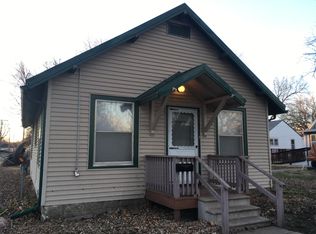 307 N 5th St, Marysville, KS 66508