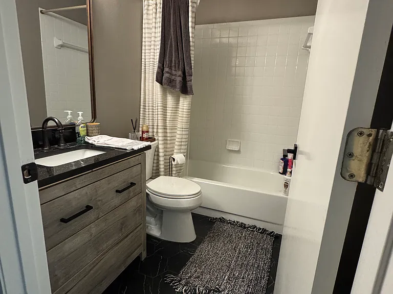 16005 Royal Aberdeen Pl — Photo 27