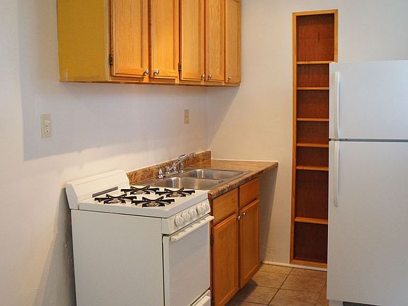 4th image of 2536 N Sawyer Ave #925