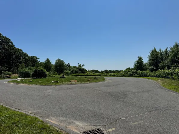 225-225 Spring Hill Rd #72, Belchertown, MA 01007