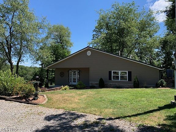 2nd image of 125 Meadow Dr