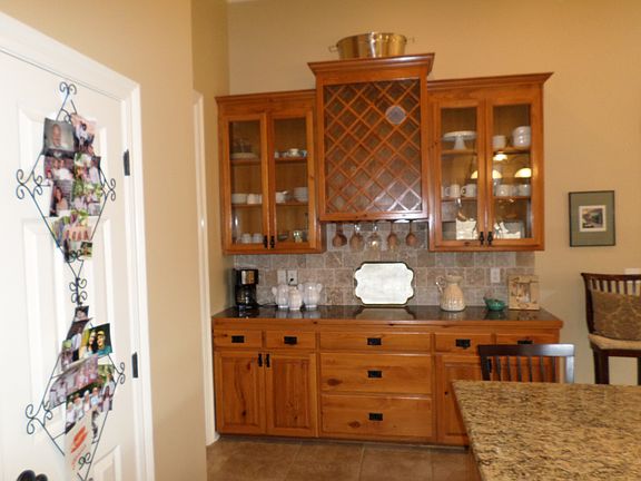 3rd image of 18589 Lake Harbor Ln