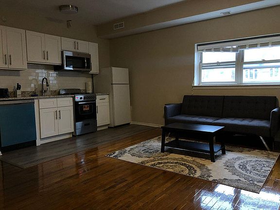 5th image of 1214 Waverly Walk #301A