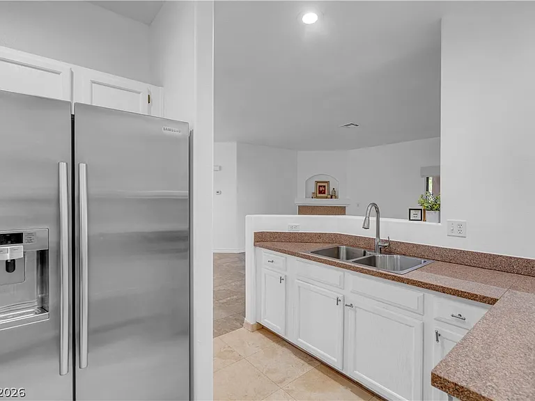 2050 W Warm Springs Rd #4322 — Photo 9