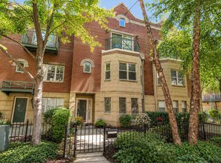 4530 S Woodlawn Ave Unit 305, Chicago, IL 60653