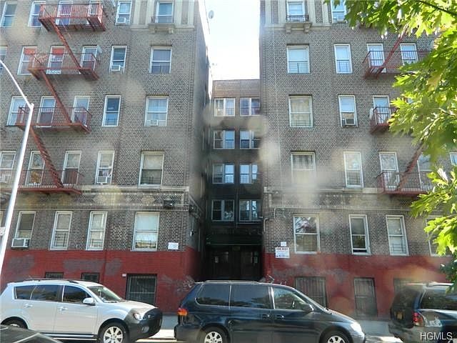 2nd image of Creston Ave