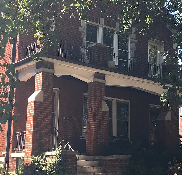 7240 Forsyth Blvd — Photo 1