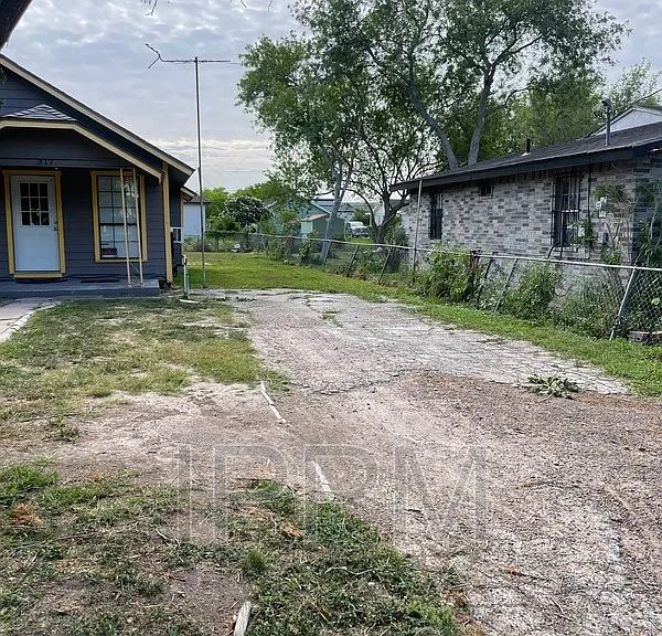 317 Oklahoma St — Photo 16