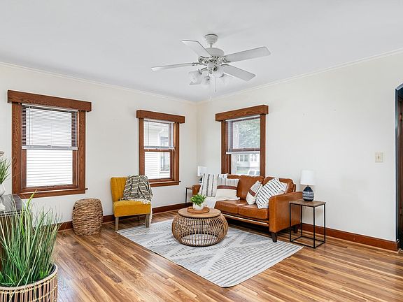 5th image of 2126 W 18th St