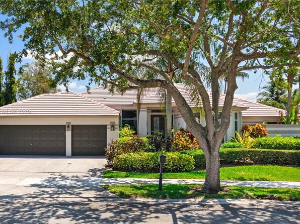 2690 Meadowood Dr, Weston, FL 33332