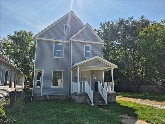 2nd image of 747 W River Rd N