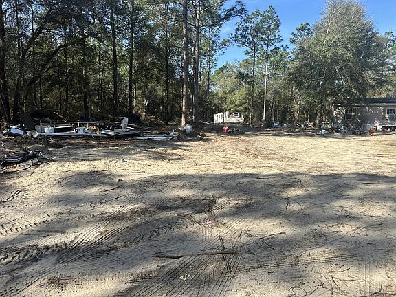 3rd image of 1921 Cotton Creek Rd