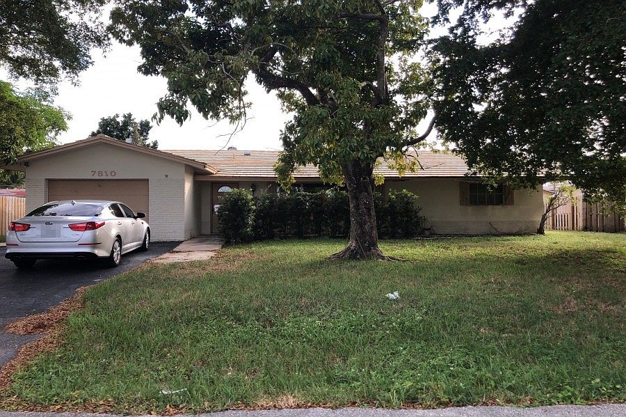 1st image of 7810 NW 39th Ct