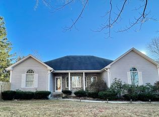 4 Sampson Rd, Huntington, MA 01050