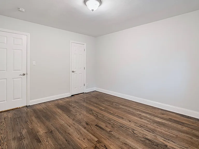 Molly Pitcher Village Apartments — Photo 7