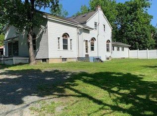 117 Retreat House Rd, Glenmont, NY 12077
