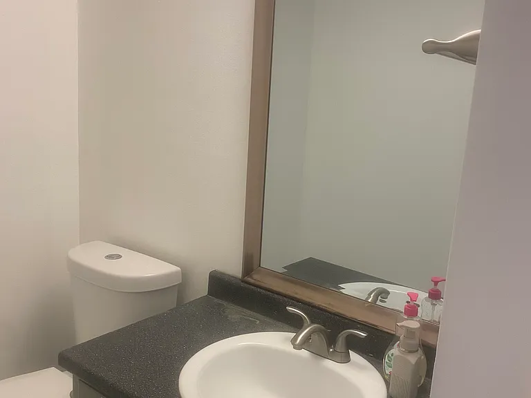 220 Ann Cir #4 — Photo 4