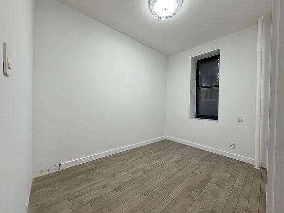 5th image of 210 W 10th St APT 1A