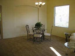 5th image of 2622 E Torrey Pines Ln