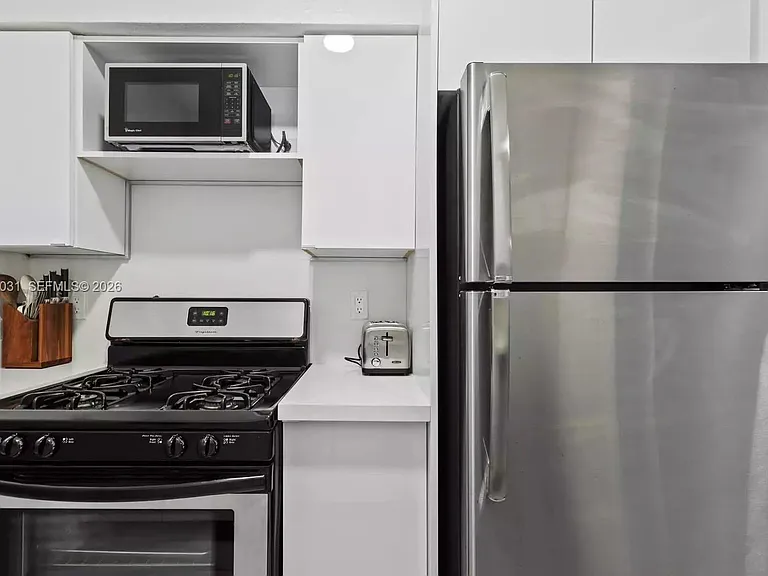 7325 Carlyle Ave #2 — Photo 9
