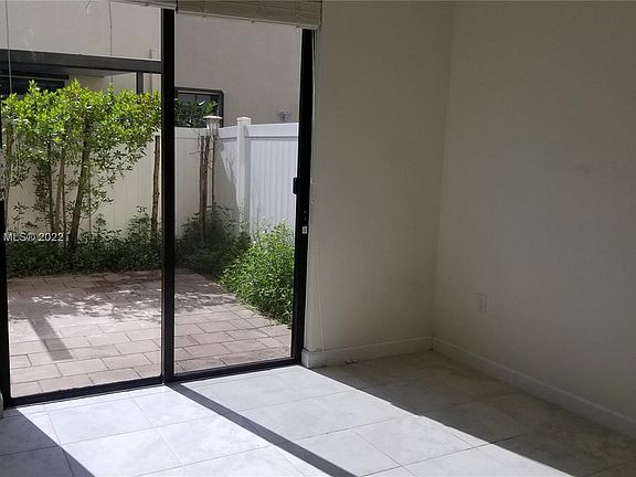 5th image of 10416 W 33rd Ct Unit 10416