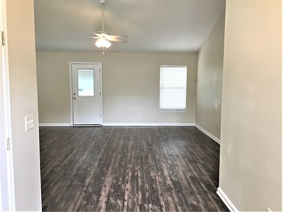 3rd image of 3232 Deerfield Pointe Dr
