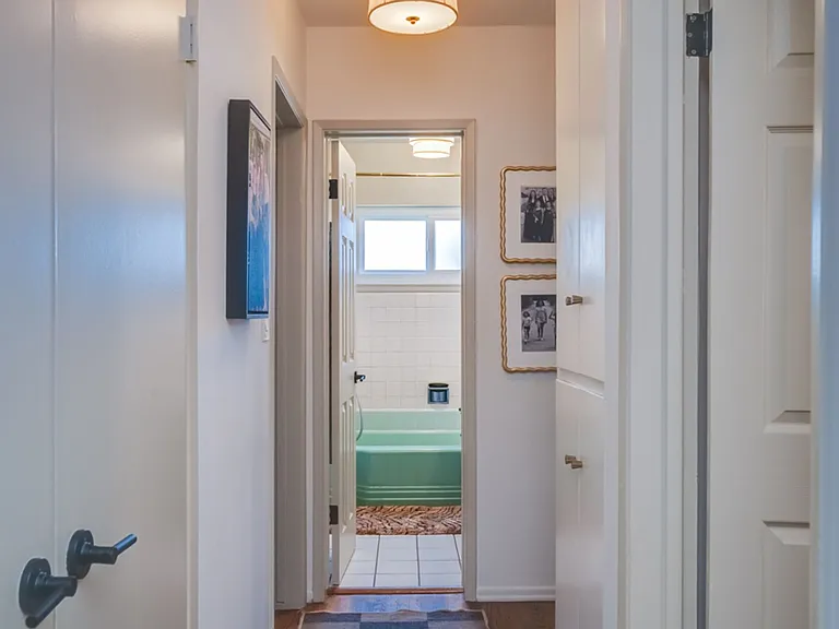 2171 Fairfield St — Photo 11