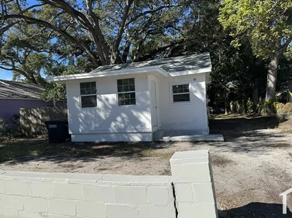 706 Vine Ave, Clearwater, FL 33755