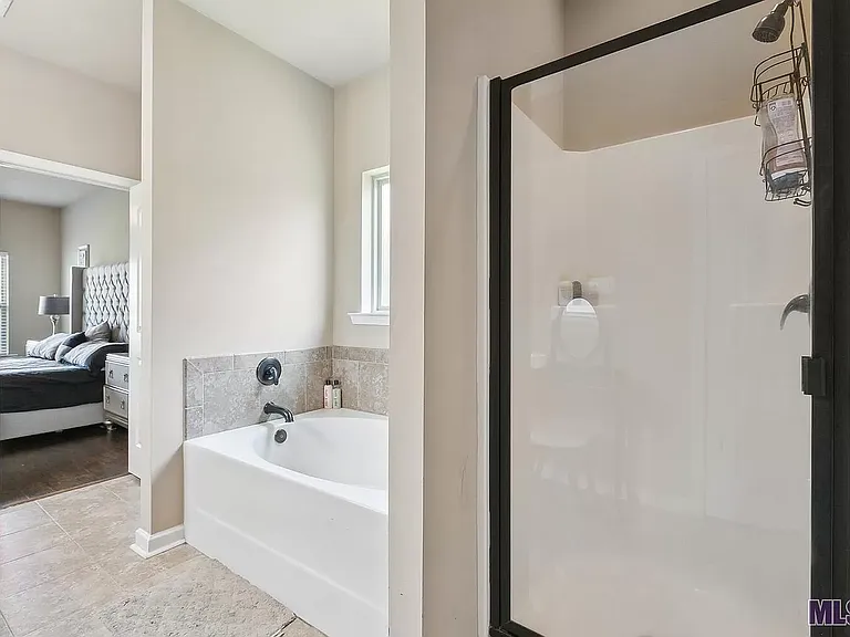6382 Mallard Crossing Dr — Photo 5