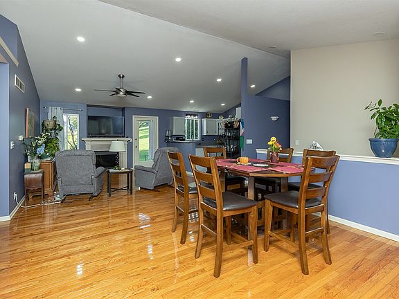 4th image of 7123 SE 27th St