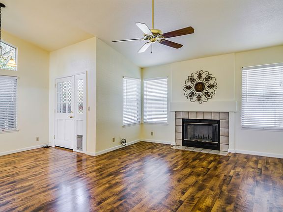 2nd image of 5419 Yorba Linda Ct
