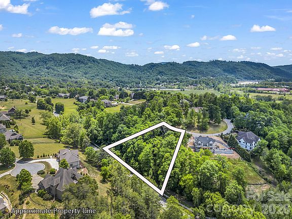 4th image of 65 Bradford Vistas