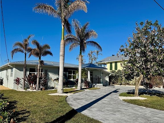 4th image of 8065 Lagoon Rd